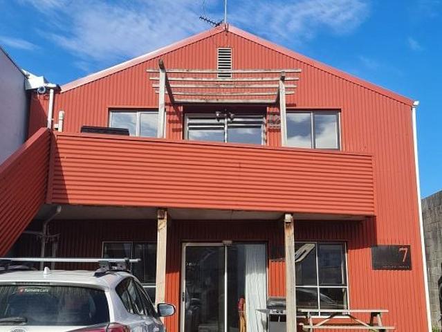 House for rent in Otakou