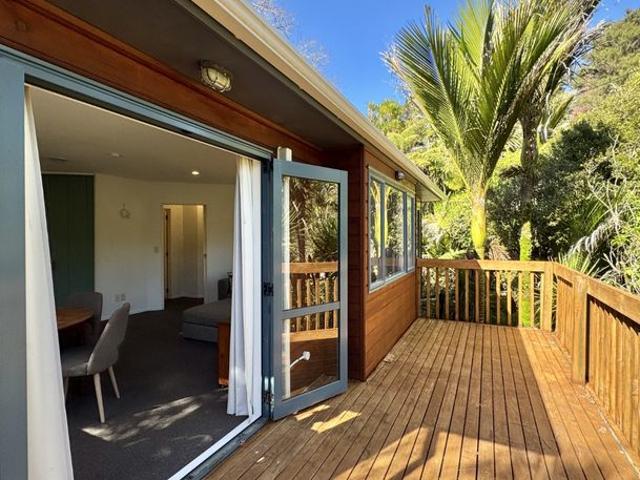 House for rent in Titirangi Beach, Waitākere Ranges