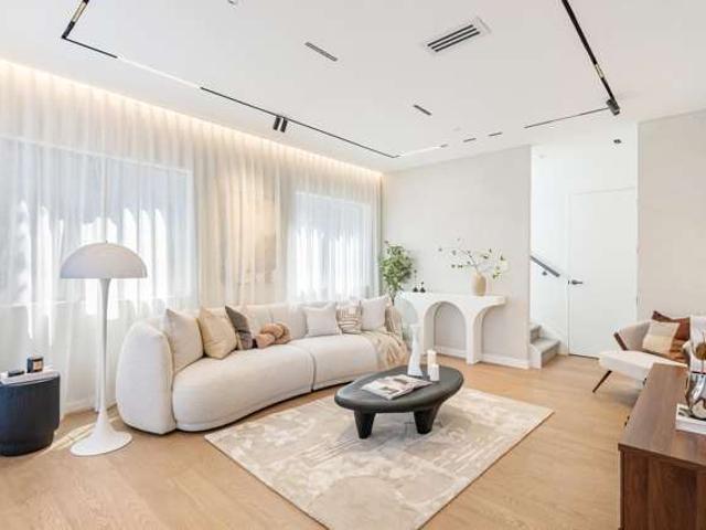 House for sale in Balmoral