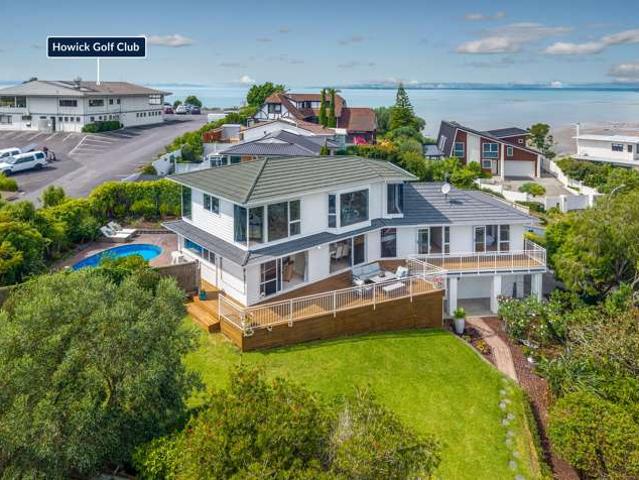 House for sale in Howick