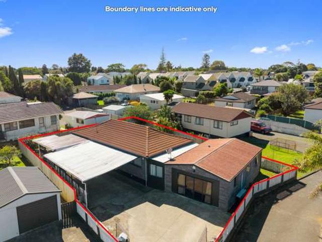 House for sale in Avondale