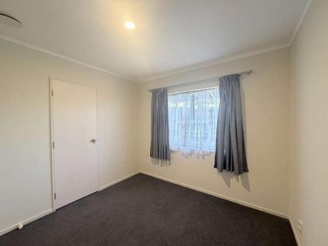 House for rent in Massey, Henderson-Massey