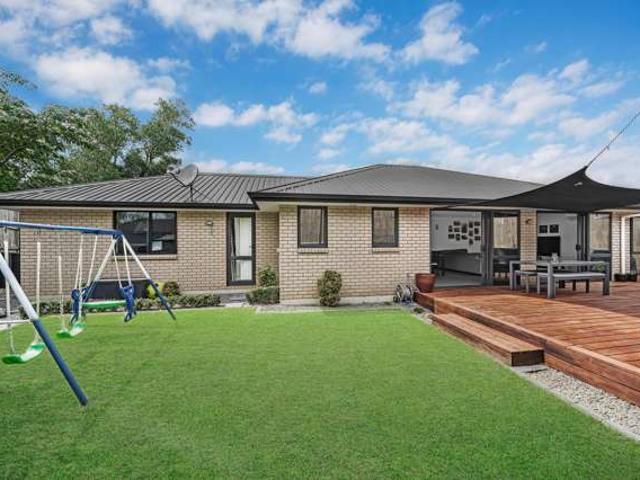 Land for sale in Pukekohe, Oroua County