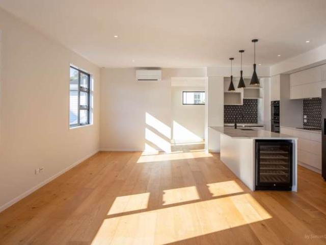 House for sale in Auckland, Oroua County