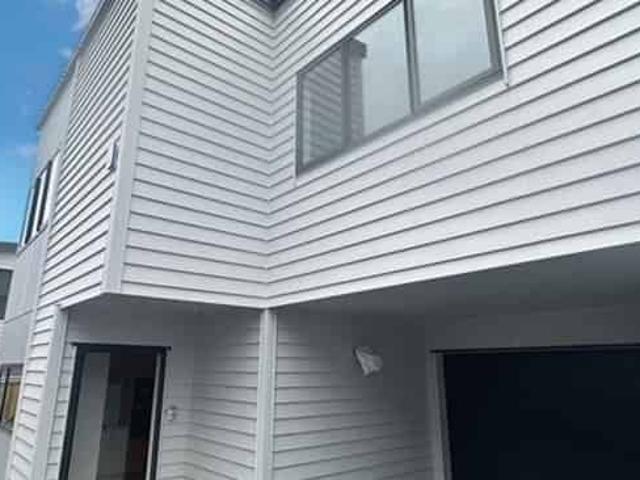 House for rent in Owhata, Oroua County
