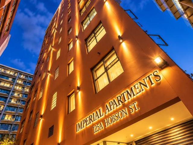 Apartment for rent in Newton, Auckland