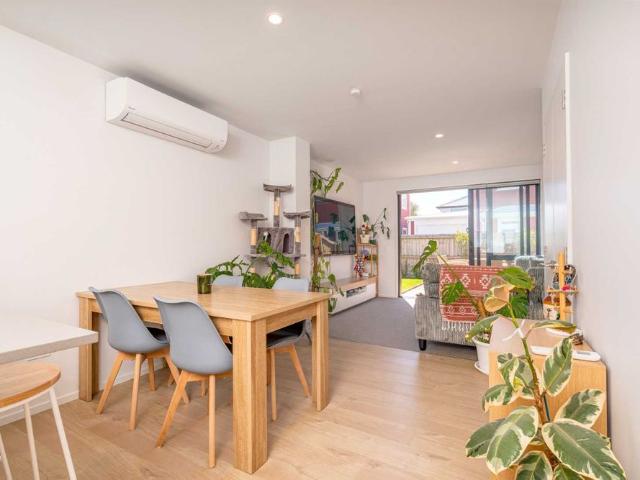 Townhouse for rent in Christchurch Central, Linwood-Central-Heathcote Community