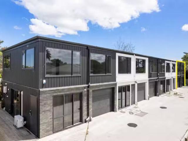 Apartment for sale in Papakura