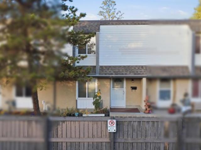 Townhouse for sale in Duggan, Edmonton