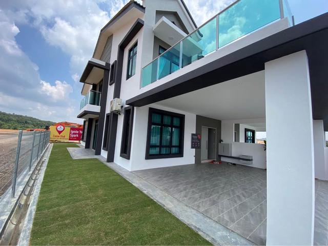 Residential House for sale in Malaka