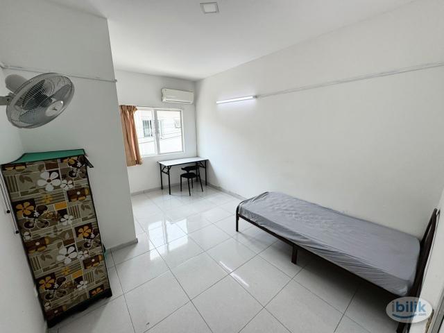 Room for rent in Jenjarom, Selangor