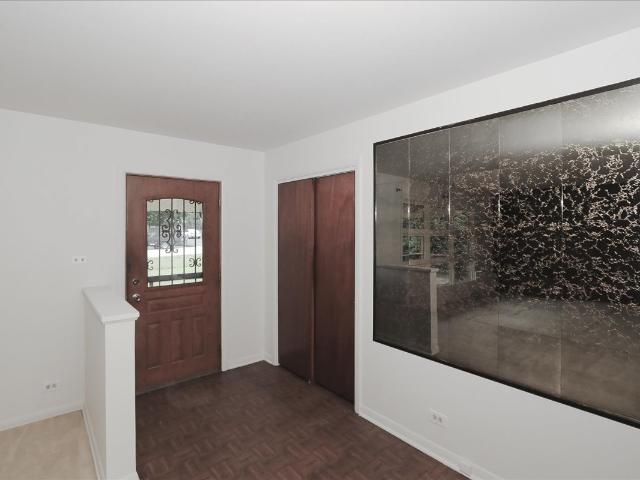 House for sale in Medinah, Illinois