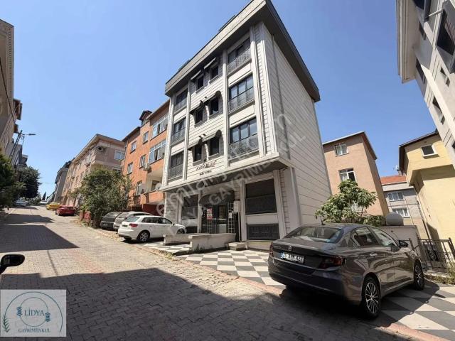 Ataşehir, İstanbul içerisinde kiralık mülk
