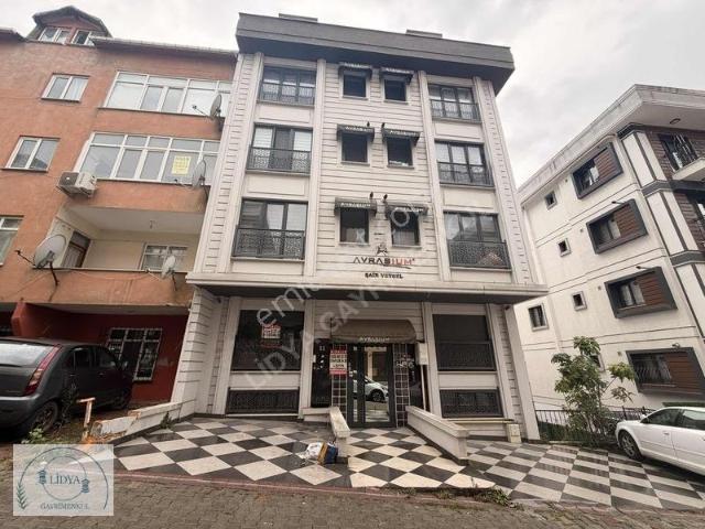Kayışdağı Mahallesi, Ataşehir içerisinde kiralık mülk
