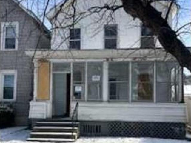 House for sale in Troy