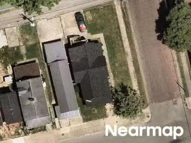 House for sale in Huntington