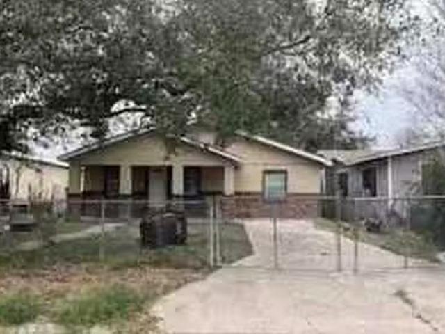 House for sale in Edinburg
