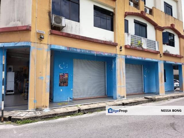 Shop for sale in Kuching, Bahagian Kuching