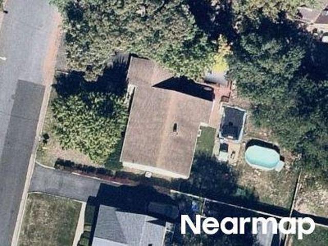 House for sale in Edison, New Jersey