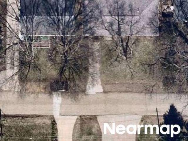 House for sale in Camanche, Clinton County