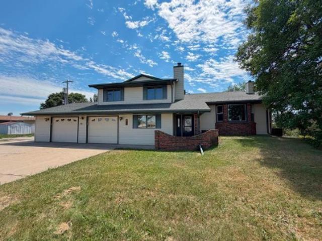 House for sale in Beulah, North Dakota