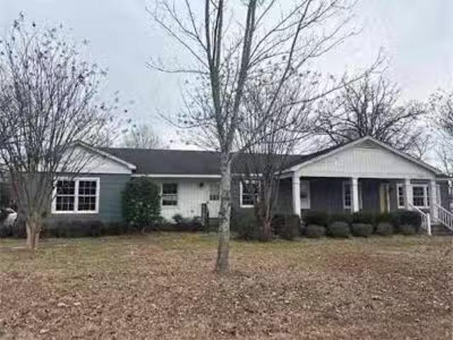 House for sale in West Point