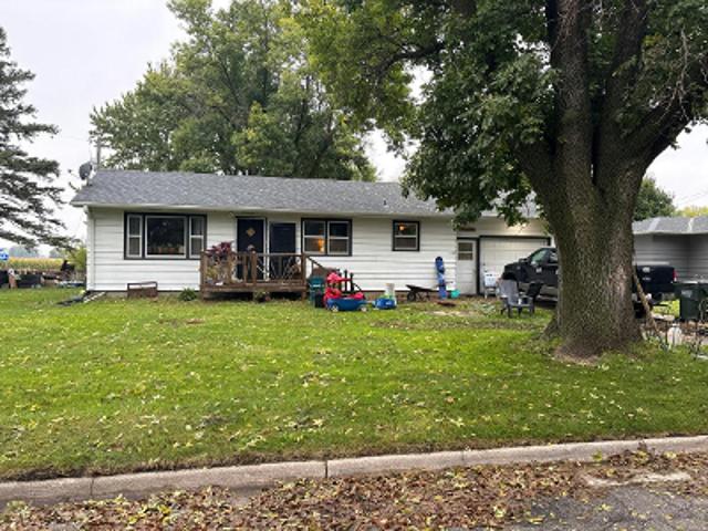 House for sale in Hector, Renville County