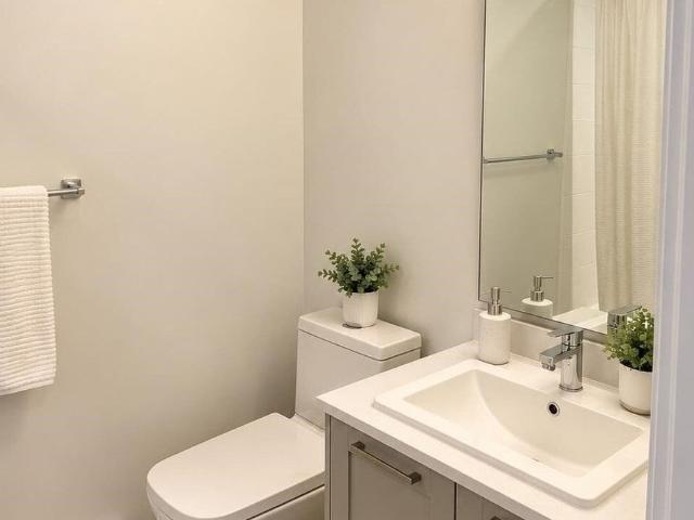 House for rent in Fleetwood, Surrey