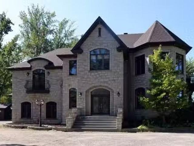 House for sale in Auteuil, Laval (région administrative)
