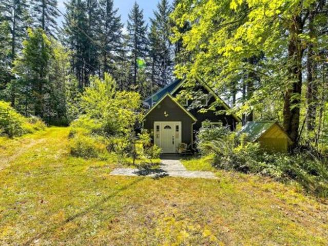 Property for sale in Clayoquot, British Columbia