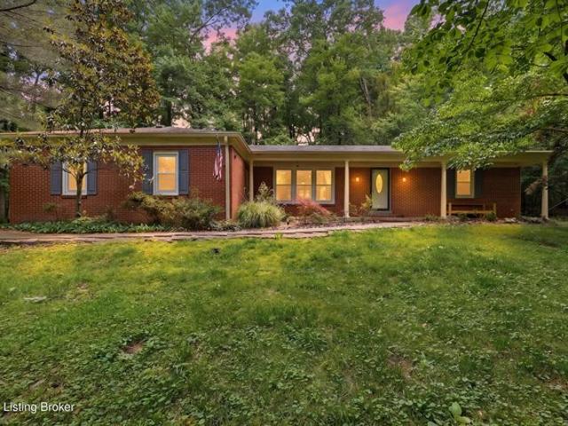 House for sale in Louisville, Jefferson County