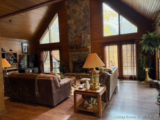 House for sale in Henryville, Scott County