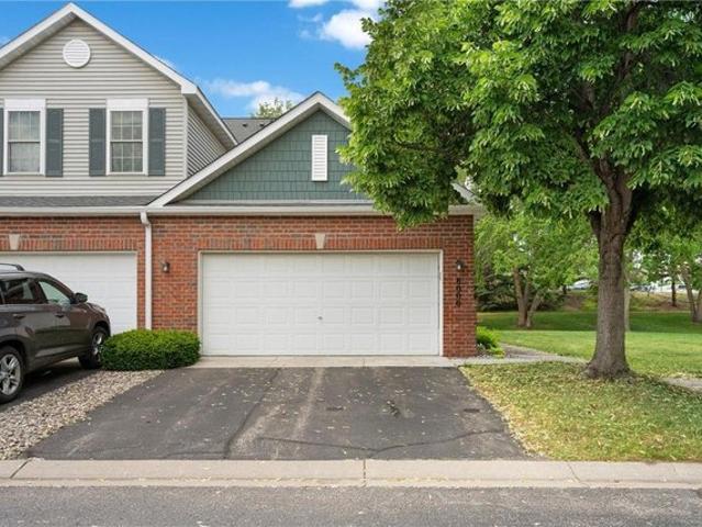 Townhouse for sale in Shakopee, Minnesota