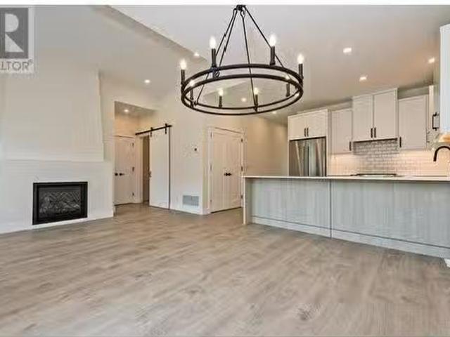 Condo for sale in Osoyoos