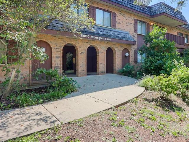 Condo for sale in Downers Grove, Illinois
