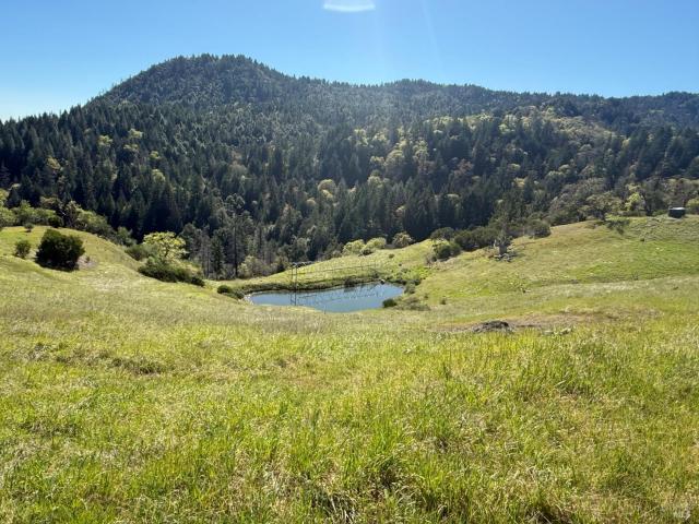 Land for sale in Laytonville, California