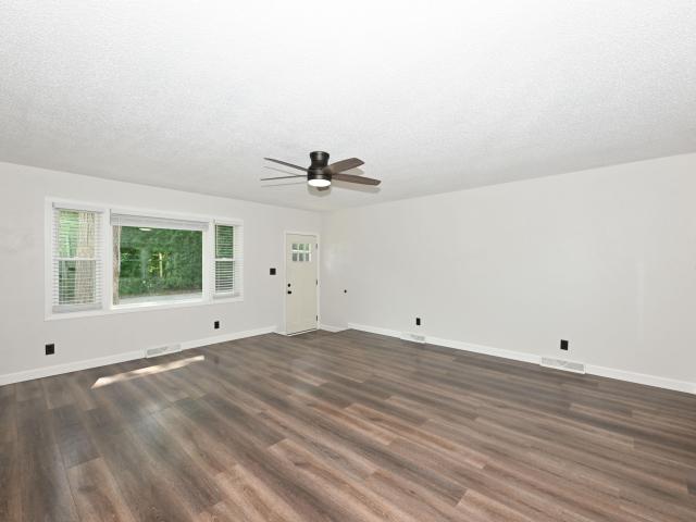 House for sale in Greenfield Park, Wisconsin