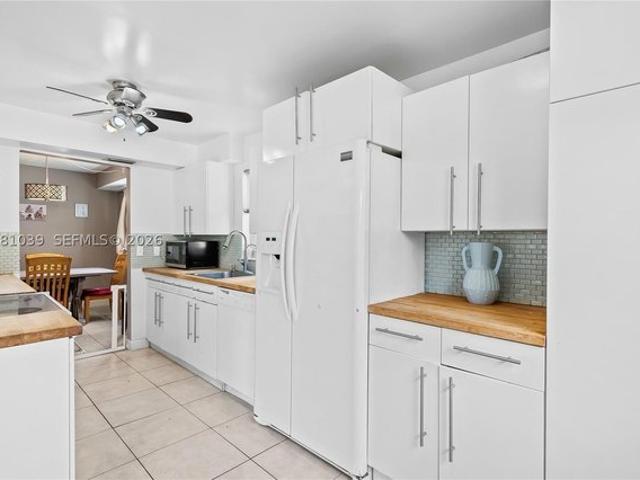 Condo for sale in Tamarac, Florida