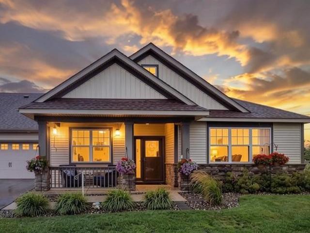 Townhouse for sale in Cottage Grove, Minnesota