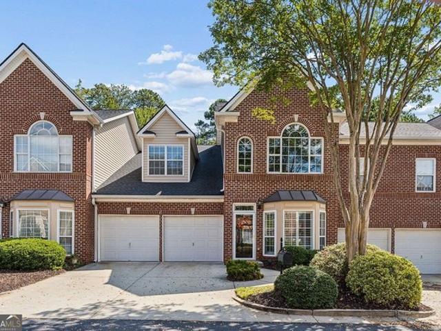 Townhouse for sale in Roswell, Fulton County