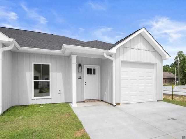 Townhouse for sale in Denham Springs, Louisiana