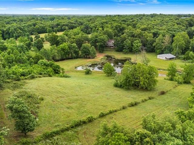 House for sale in Ark