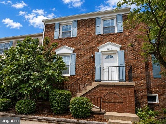 Townhouse for sale in Virginia