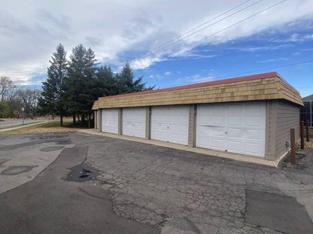 Apartment for rent in Hennepin, Minnesota