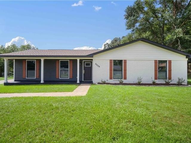 House for sale in Mobile County Commission District 3, Mobile