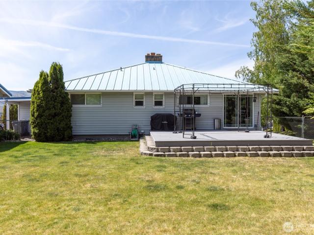 House for sale in East Wenatchee
