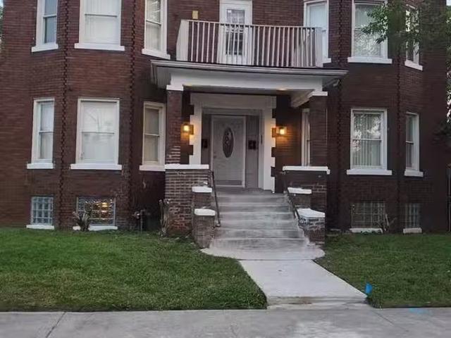 Condo for rent in Highland Park
