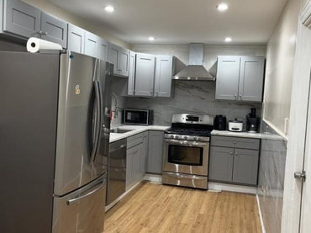 Room for rent in Dorchester, Boston
