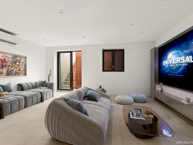 Condo for sale in Arverne, New York