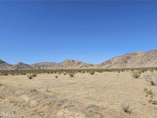 Land for sale in Lucerne Valley, California
